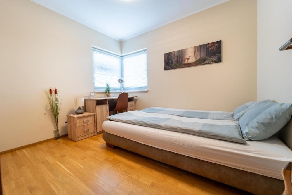 Abg House Ecser Εξωτερικό φωτογραφία